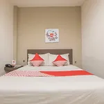 Oyo 1679 Hotel Century Makassar