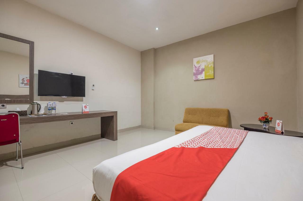 Hotel Oyo 1679 Century